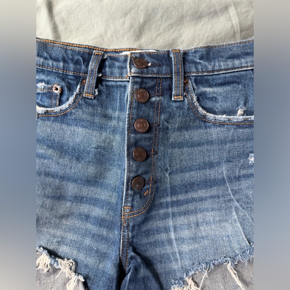 A&F High Rise Mom Short Button Fly Blue Distressed 24 (00) - Picture 3 of 11